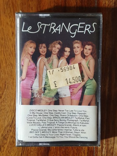 Cassette tape strangers t - cassette, le